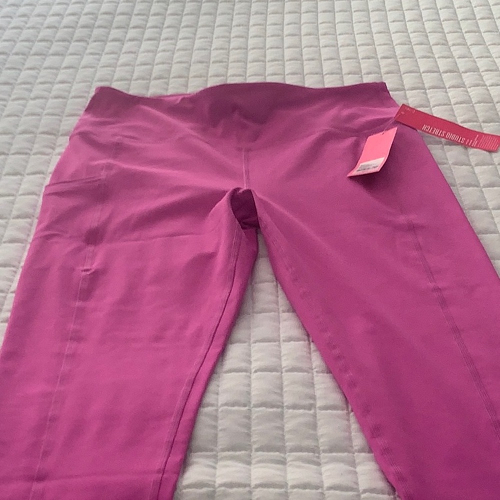 Capri weekender high rise, UPF 50+ legging - Picture 4 of 4